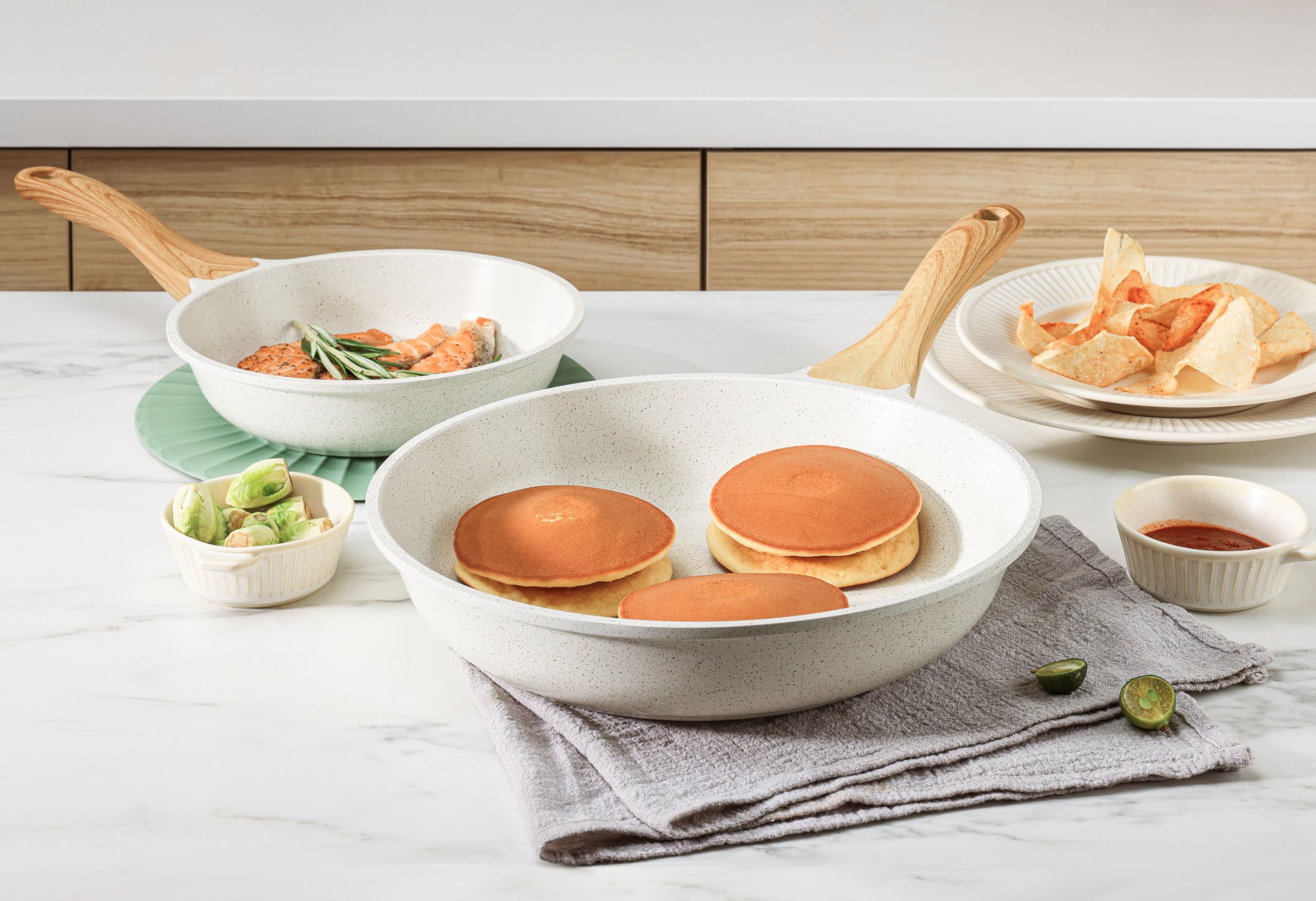 SENSARTE mise en scène cuisine pour couple démontrant ensemble adapté vie quotidienne