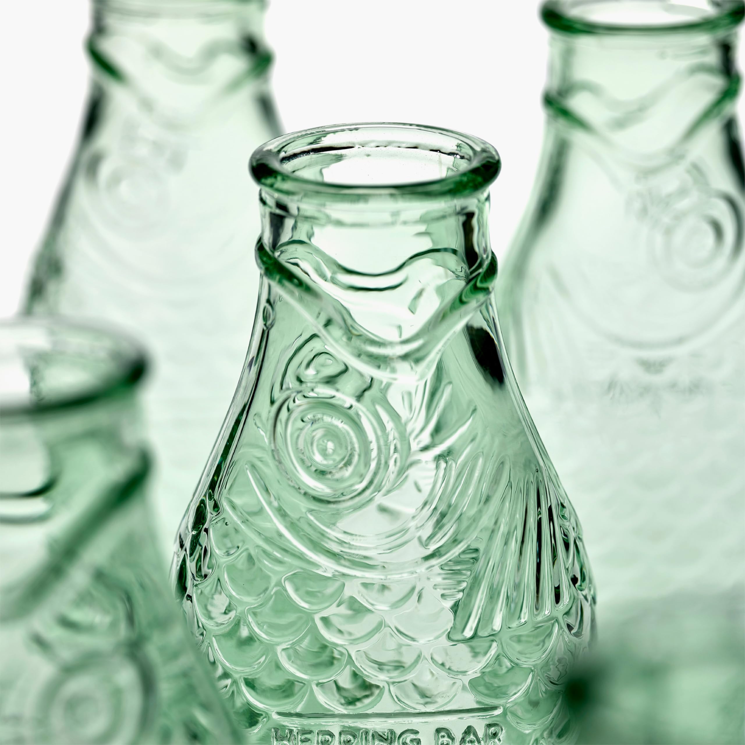 Serax carafe utilisée en vase décoratif apportant style instantané