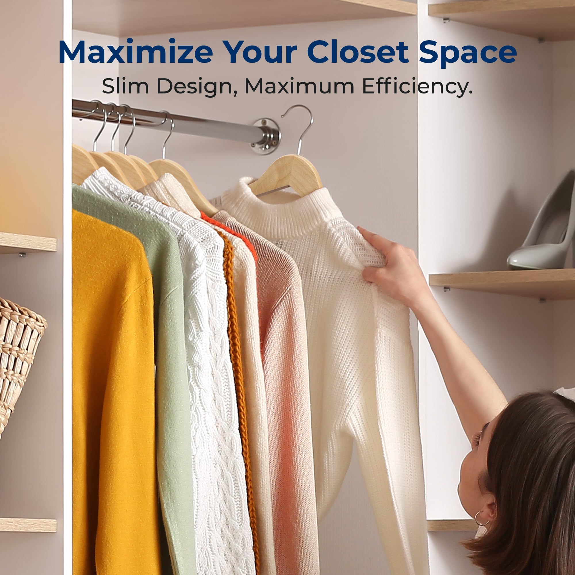 SereneLife cintres en usage dans une penderie maximise l'espace
