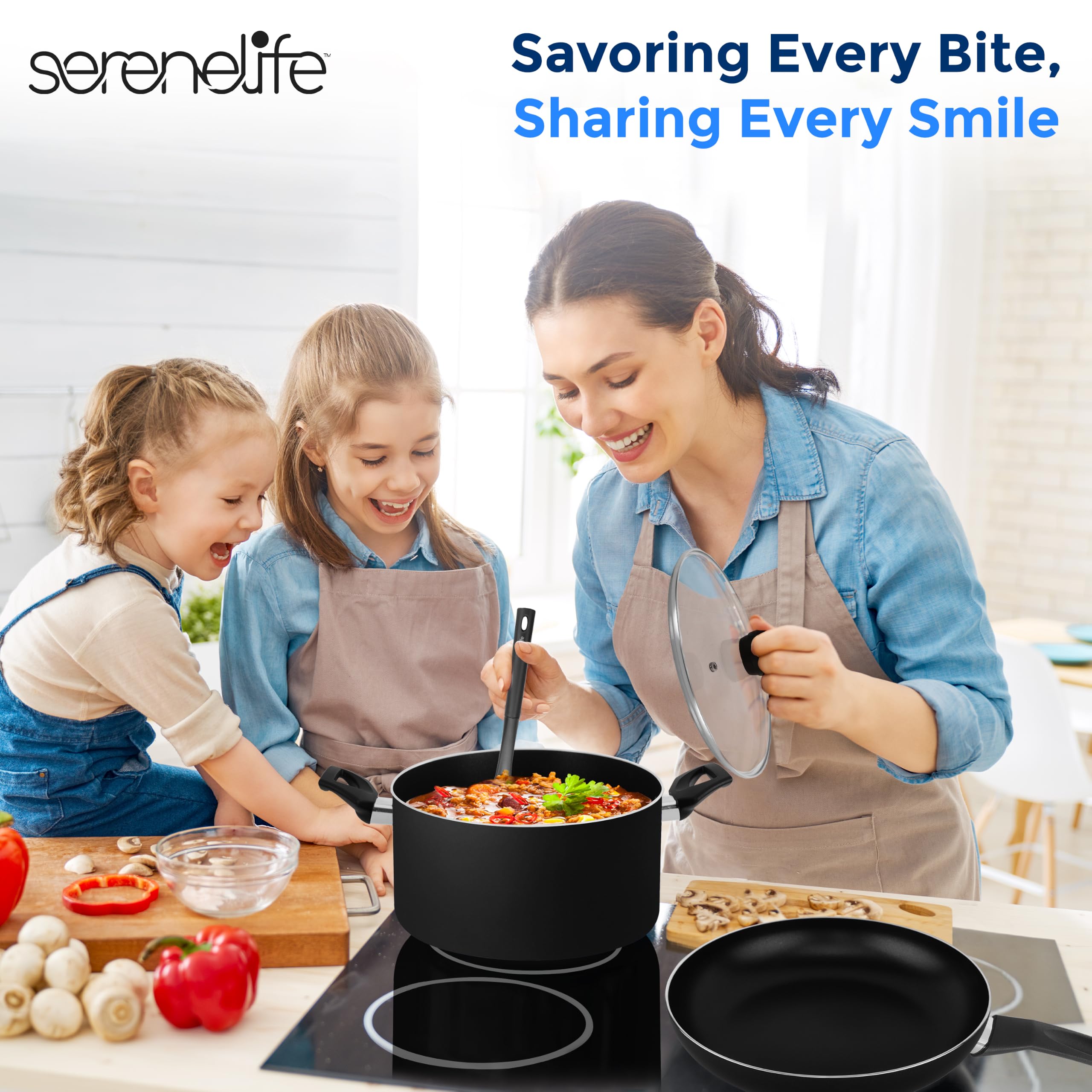 SereneLife ensemble rangé dans cuisine montrant gain de place et style