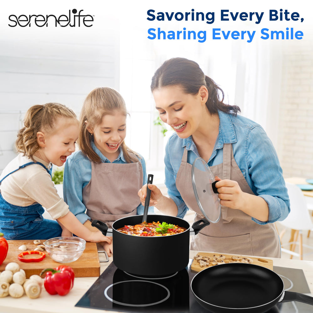 SereneLife ensemble rangé dans cuisine montrant gain de place et style