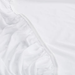 Serta élastiques larges au pourtour assurant maintien sécurisé du matelas