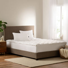 Serta surmatelas face avant Queen montrant l'aspect moelleux et protection du matelas