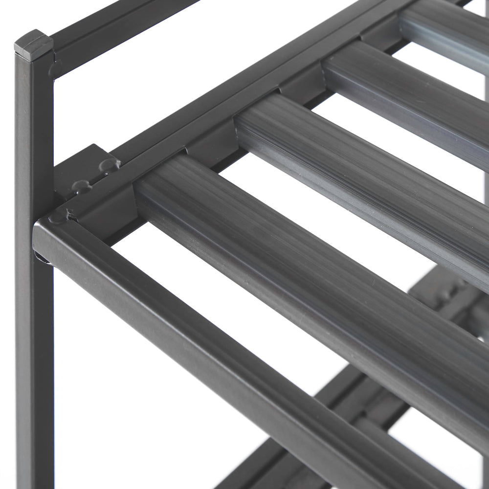 Seville Classics raccord Interlock® montrant extension modulaire facile