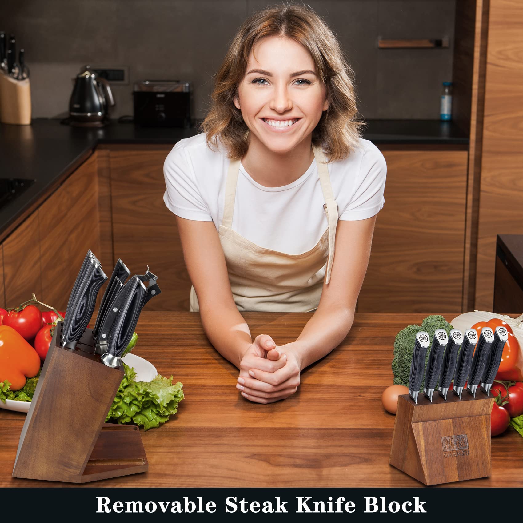 SHAN ZU couteaux en usage sur plan de travail montrant efficacité en cuisine