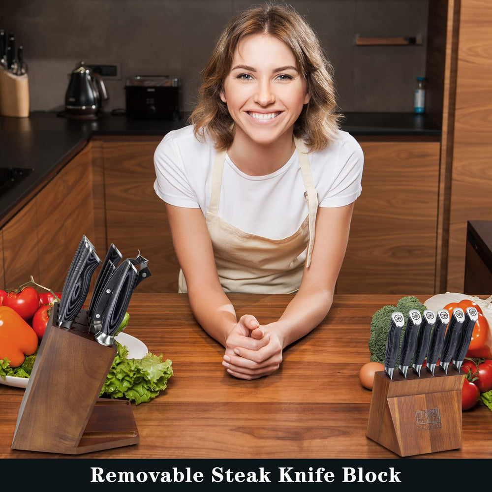 SHAN ZU couteaux en usage sur plan de travail montrant efficacité en cuisine