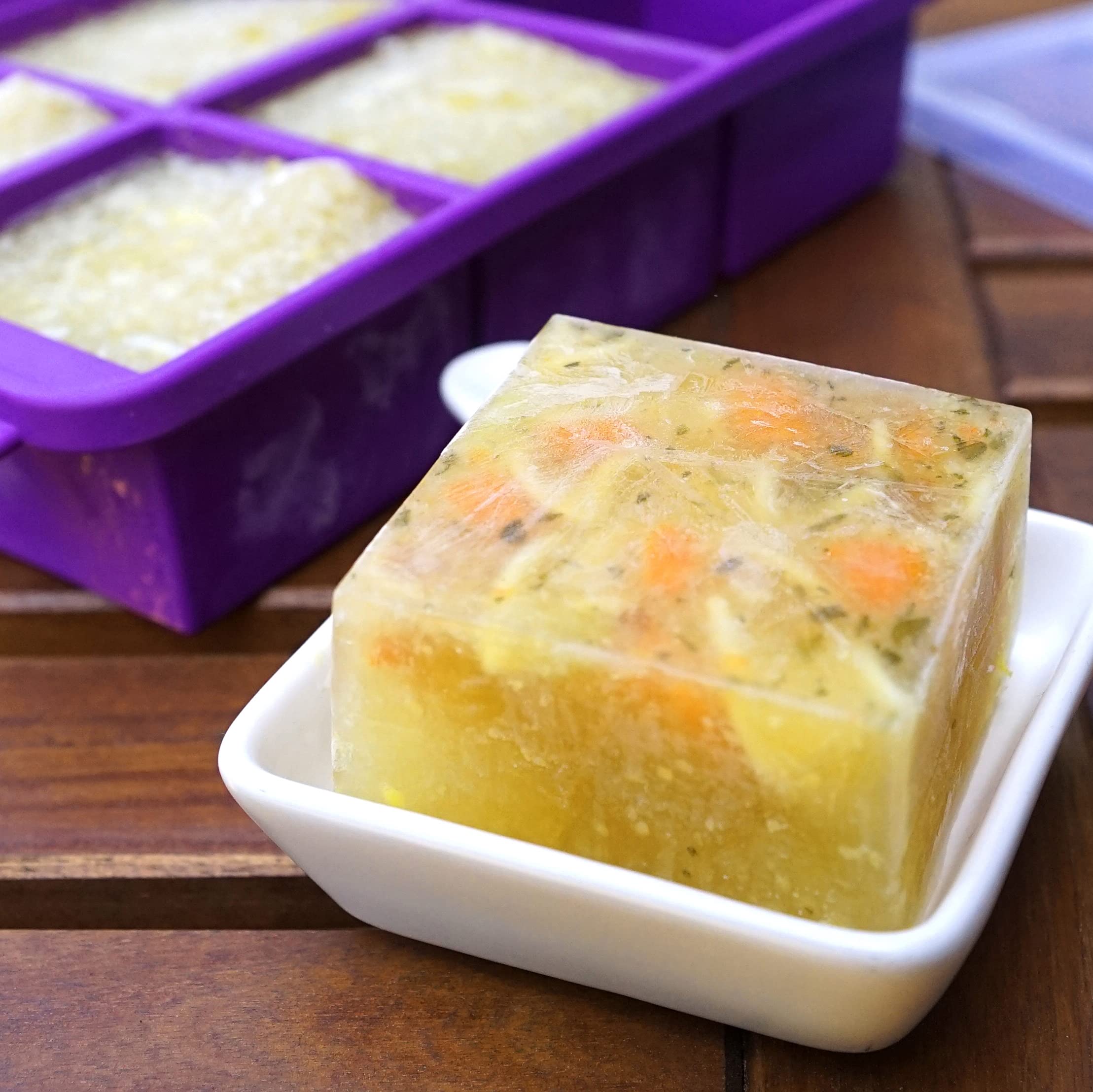 Shape+Store portion de soupe servie directement depuis le bac pour praticité