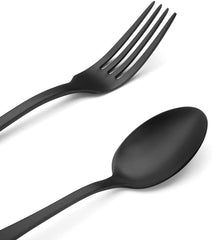 sharecook couverts en usage à table crée ambiance contemporaine