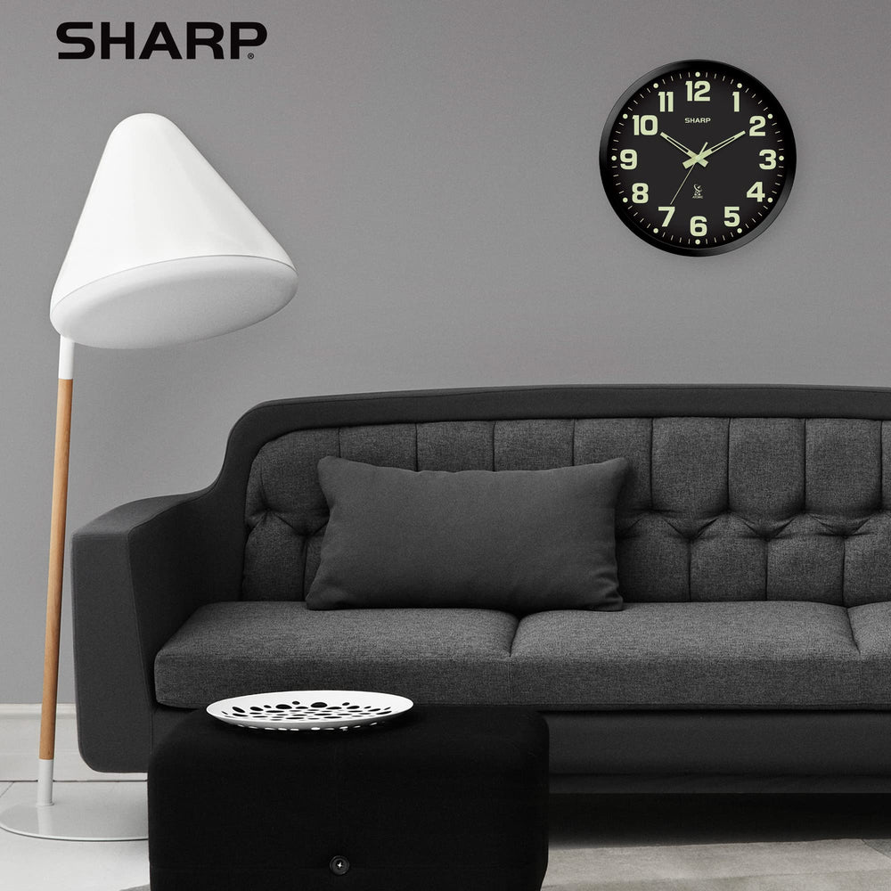 Sharp comparaison de taille avec une main permet estimation visuelle