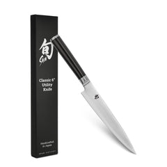 Shun couteau utilitaire face avant montrant la lame damas et design durable