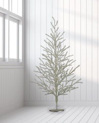 Silk Decor gros plan branche tinsel montrant texture brillante et facilité de décoration