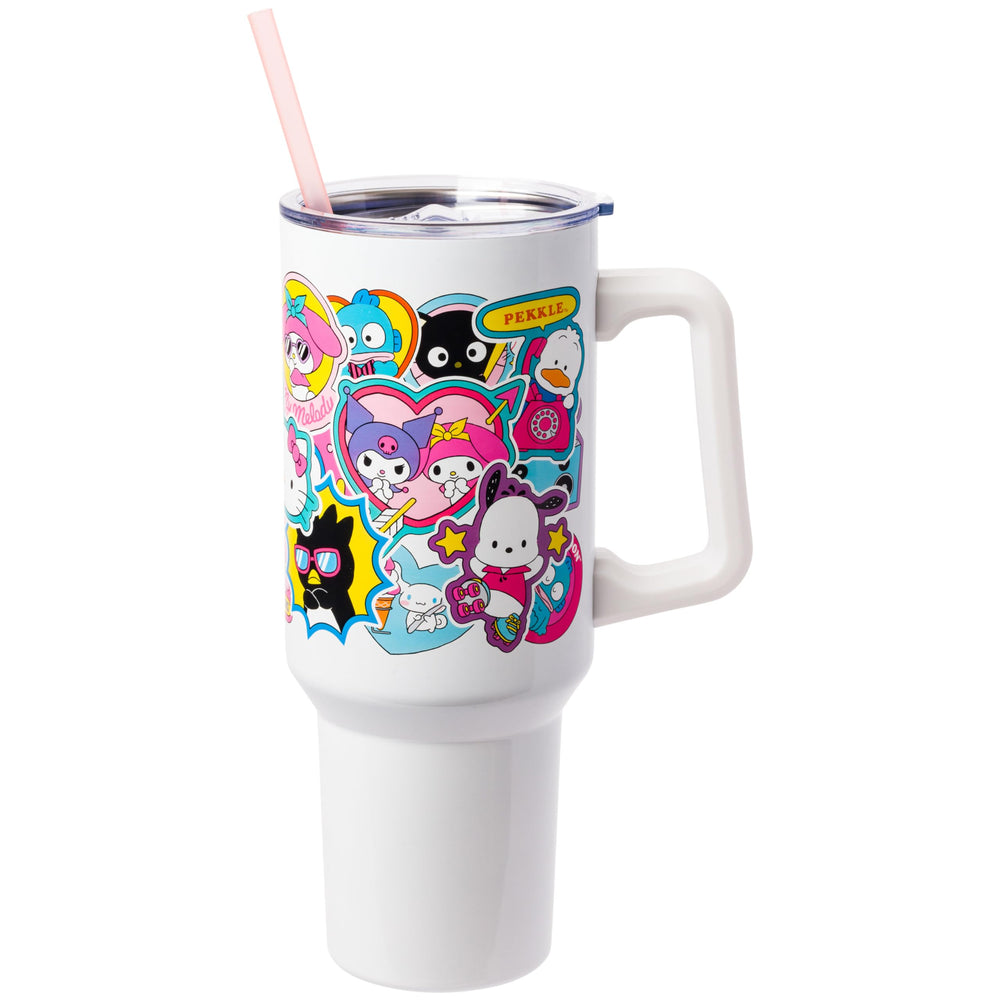 Silver Buffalo gobelet face avant montrant design Hello Kitty et convenance quotidienne