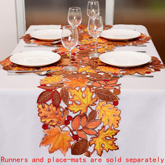 Simhomsen chemin de table en situation sur table décorée pour Thanksgiving