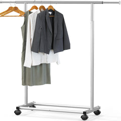 Simple Houseware portant devant montrant design compact et gain d'espace