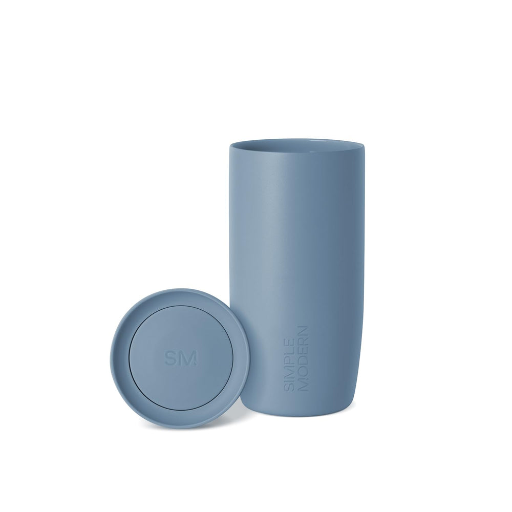 Simple Modern mug face avant bleu montrant design et maintien chaleur