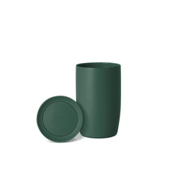 Simple Modern vue avant du mug vert montrant design élégant et portabilité