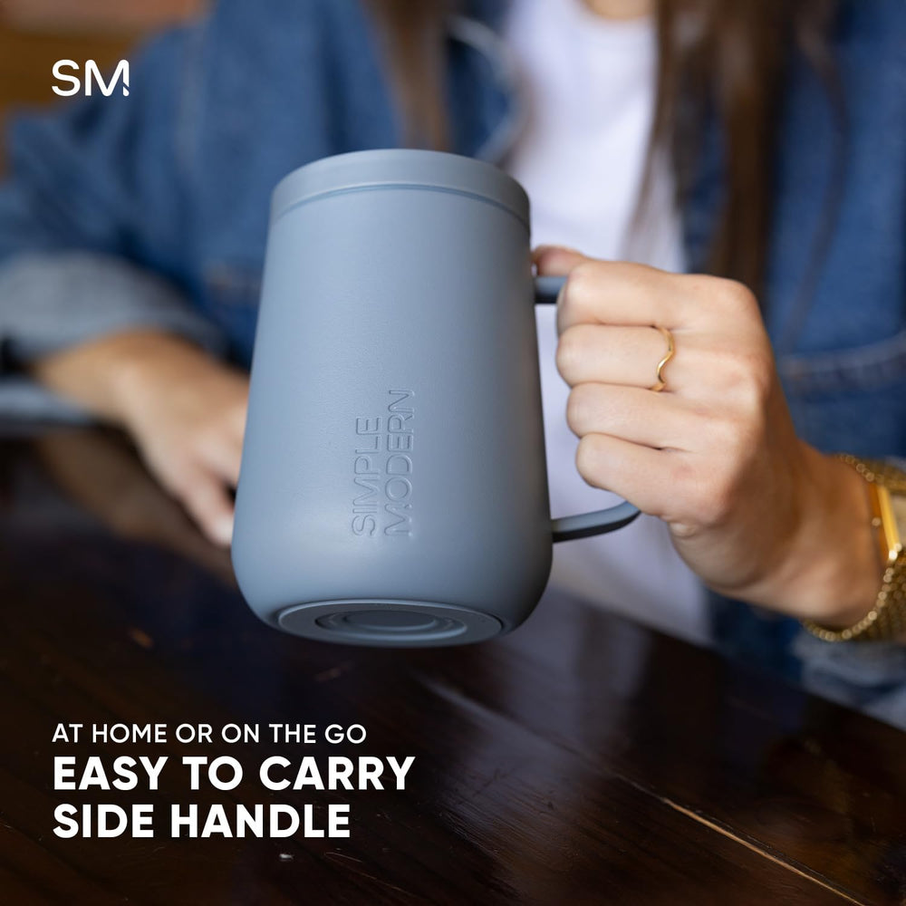 Simple Modern Voyager comparaison d'échelle 12oz pour visualiser la taille portable