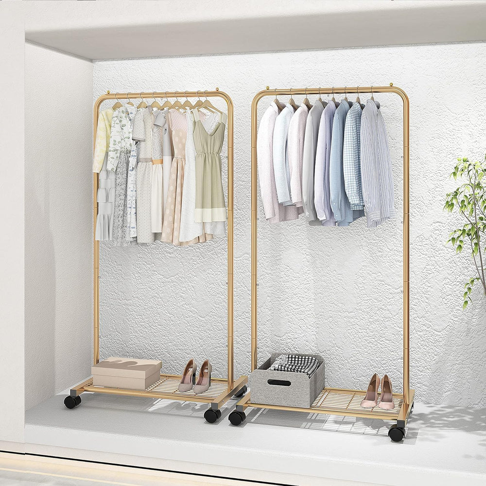 Simple Trending gros plan finition dorée resistante pour look soigné