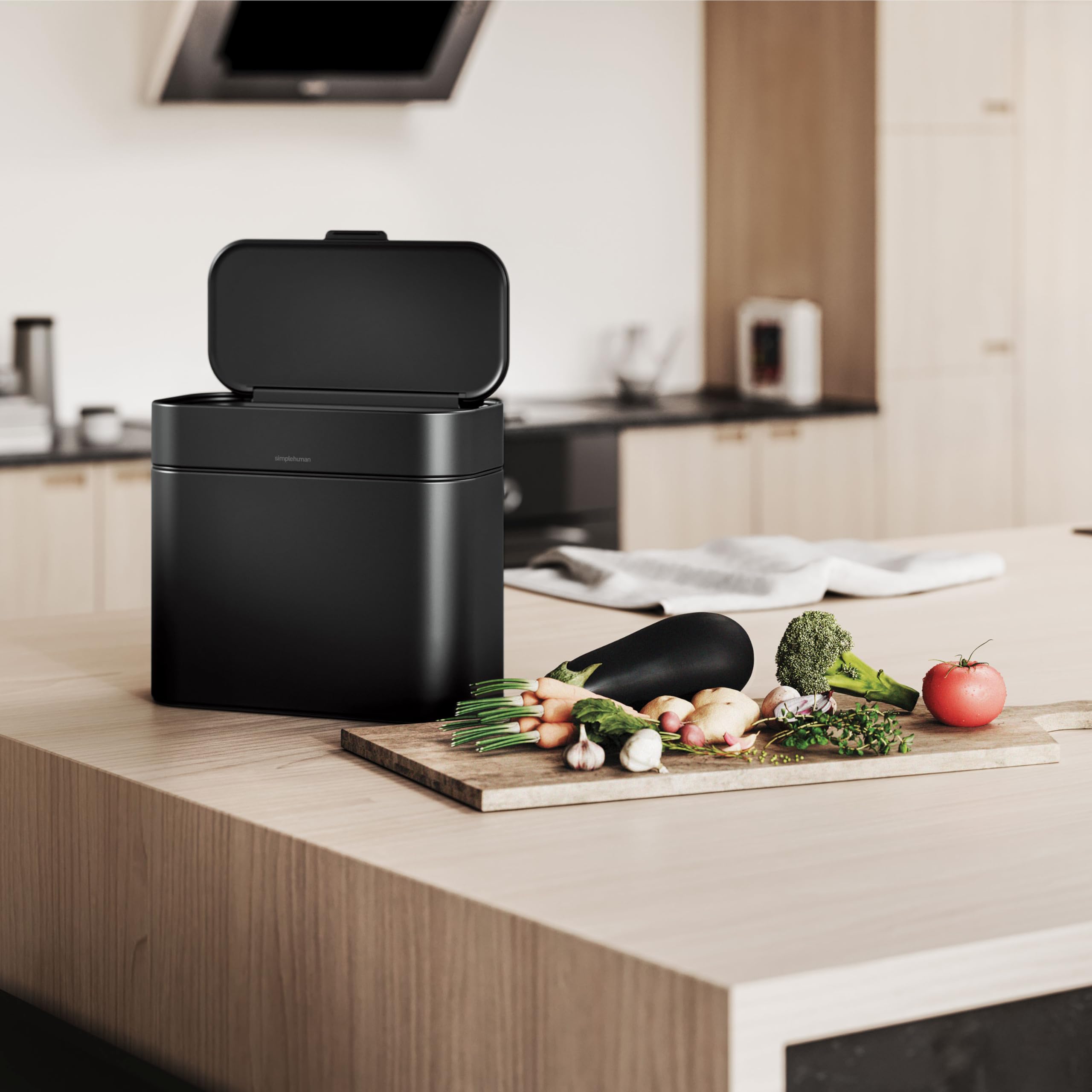 simplehuman caddy en situation sur plan de travail, facilite la préparation