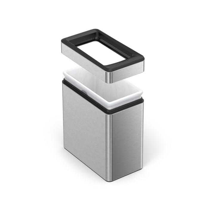 simplehuman échelle de taille comparée à une main, montre la compacité pratique