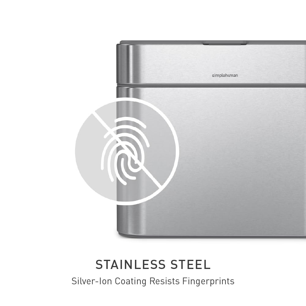 simplehuman caddy à côté d’une main pour montrer capacité et échelle pratique