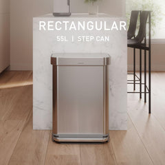 simplehuman gros plan pédale acier résistance pour des années d'usage