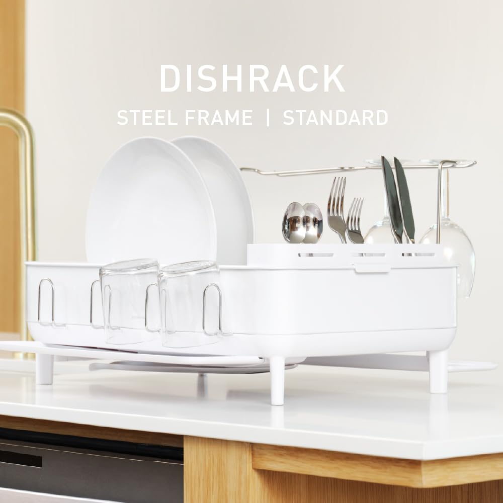 simplehuman gros plan du plateau hydrophile montrant évaporation rapide et propreté
