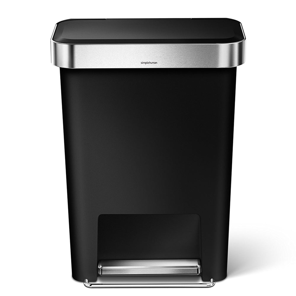 simplehuman gros plan jante inox montrant maintien propre du sac