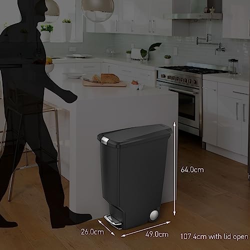 simplehuman comparaison taille 40l illustrant capacité et encombrement réduit