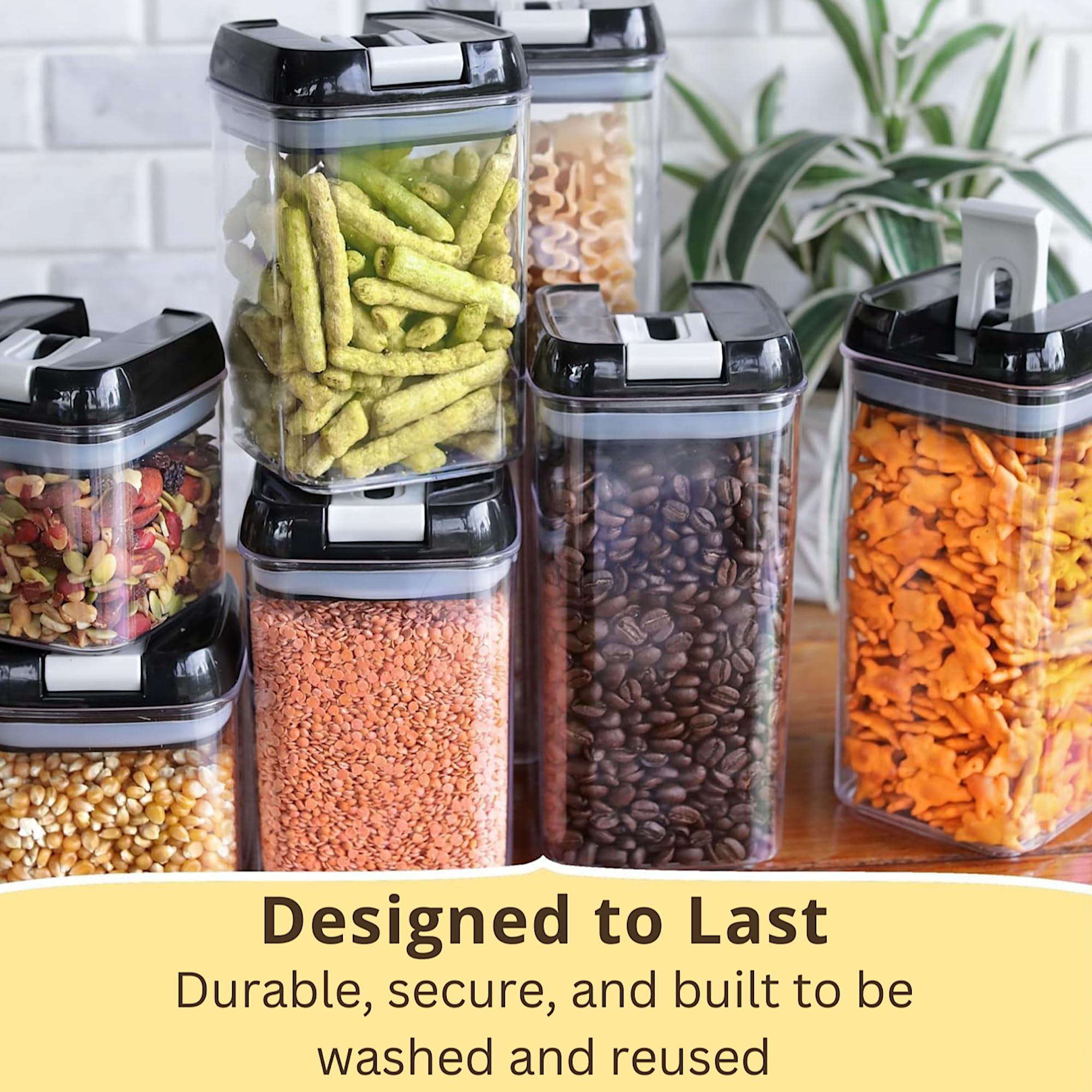 Simply Gourmet boîtes utilisées au bureau pour organiser fournitures