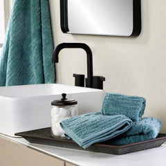 SKL Home serviette CloudSoft en usage, absorption rapide après lavage