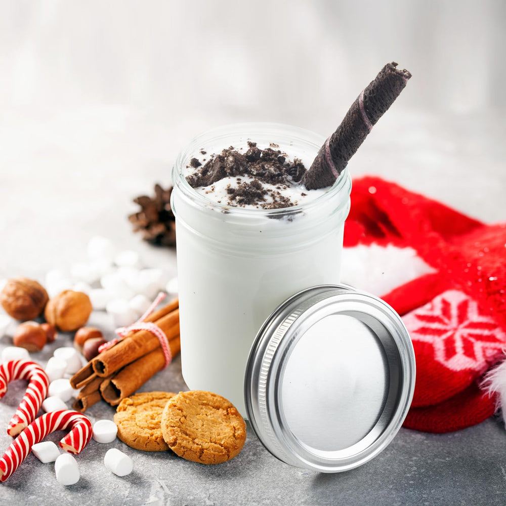 SKOCHE bocaux décorés sur table de fête pour cadeaux et présentations