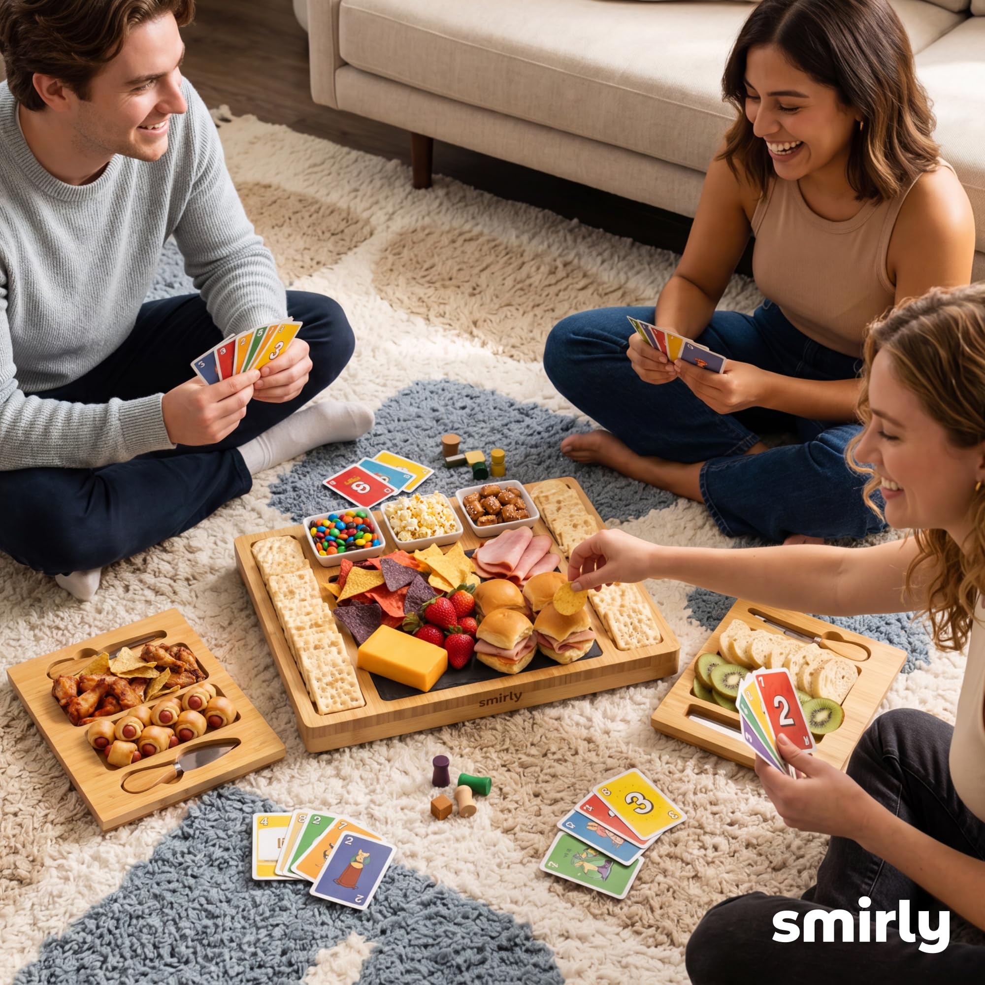 SMIRLY comparaison avec une main illustrant l’échelle réelle