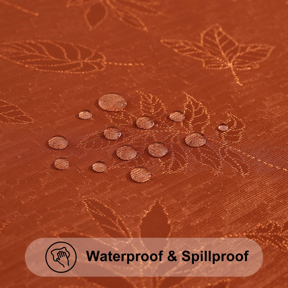 Smiry nappe installée sur table illustrant protection imperméable pendant repas