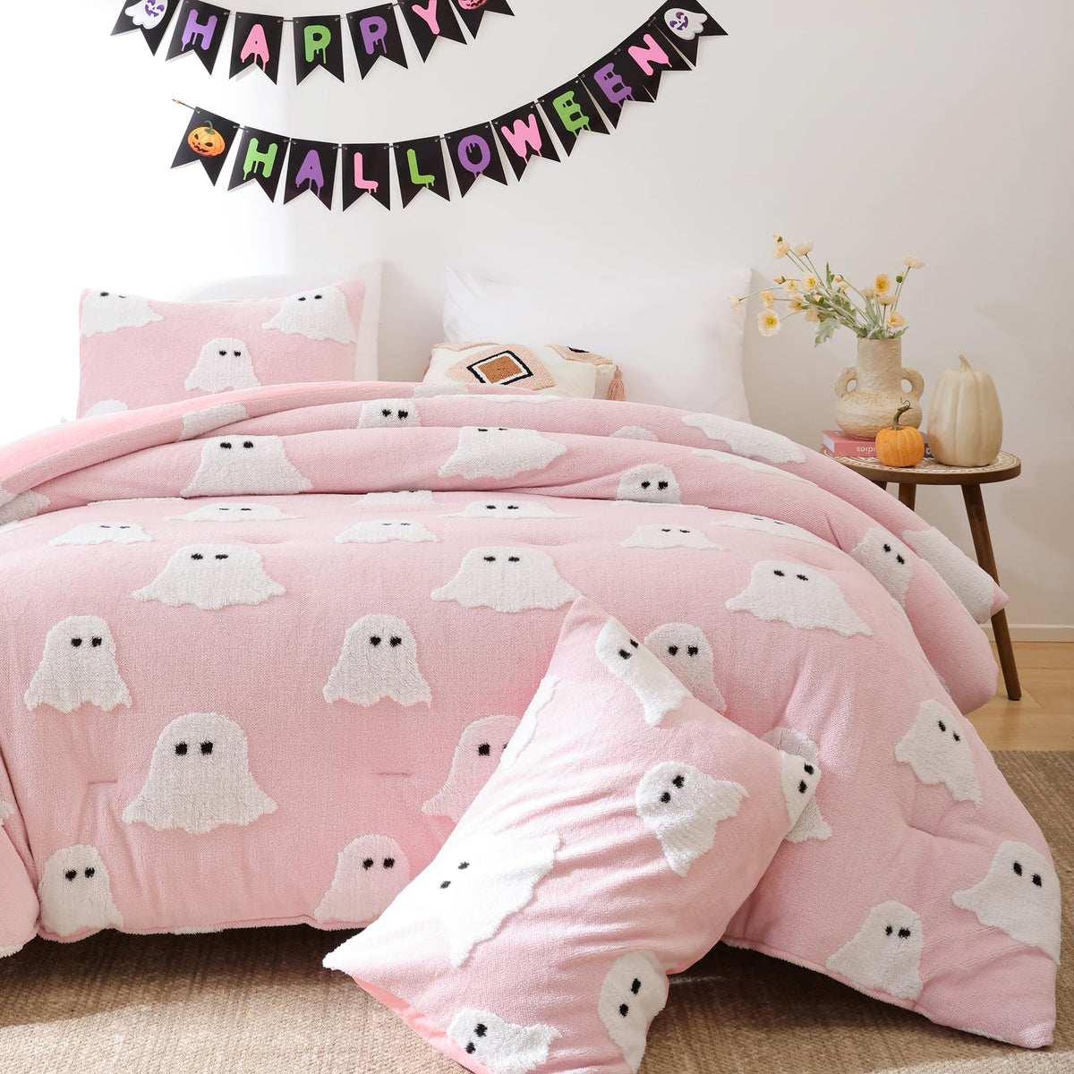 Smoofy couette face avant montrant motif fantôme et ambiance cosy