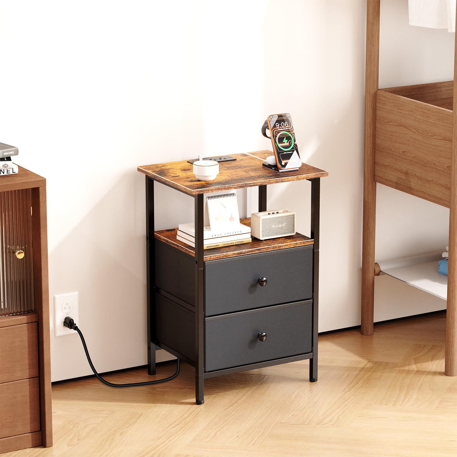 Smoproper côte à côte avec lampe pour visualiser l'échelle et l'usage