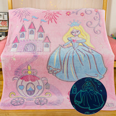 Snooze Bliss couverture princesse face avant montrant le motif lumineux pour décoration