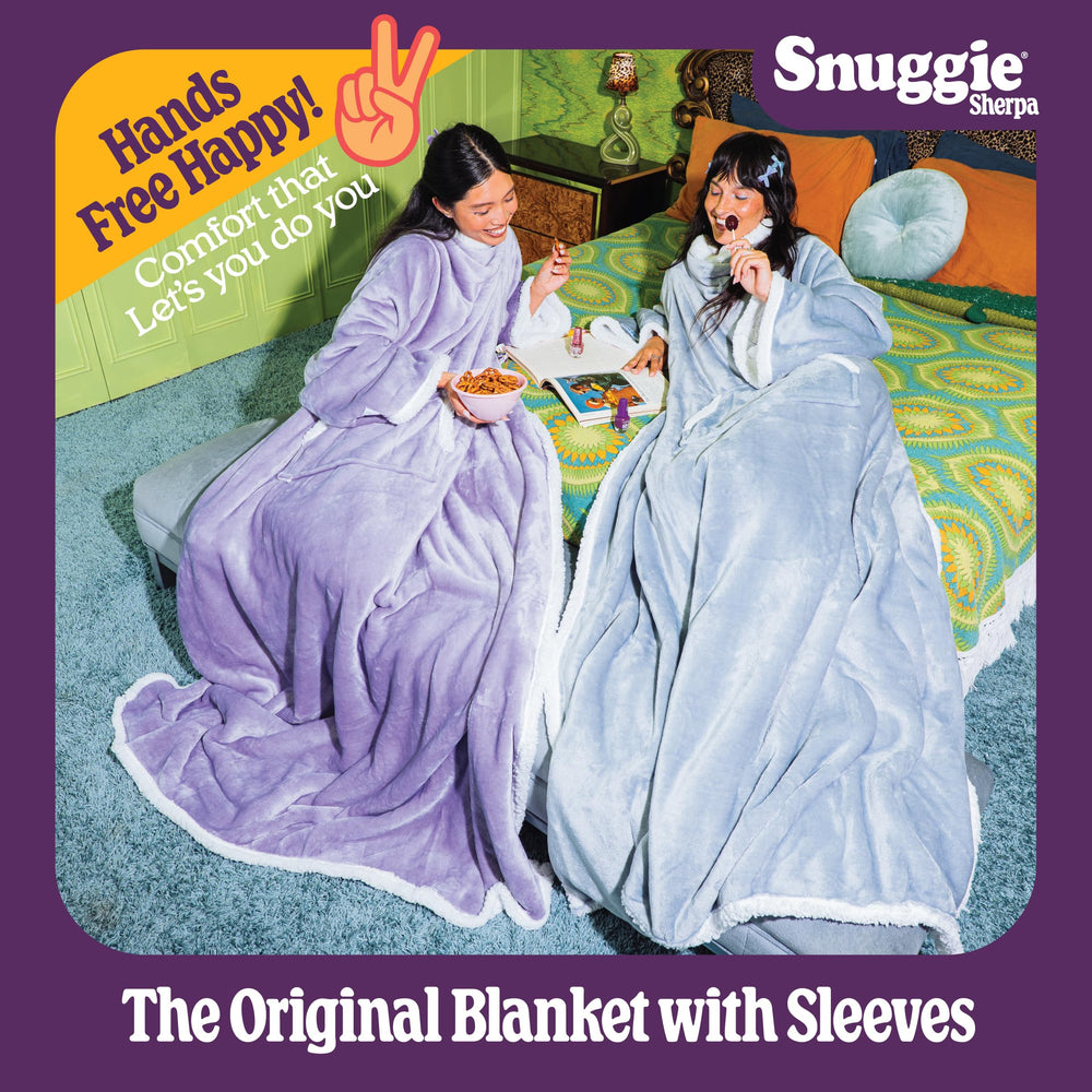 Snuggie posé sur une chaise montrant dimensions et couverture généreuse