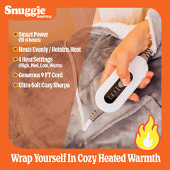 Snuggie porté sur canapé offrant confort chaud pendant détente