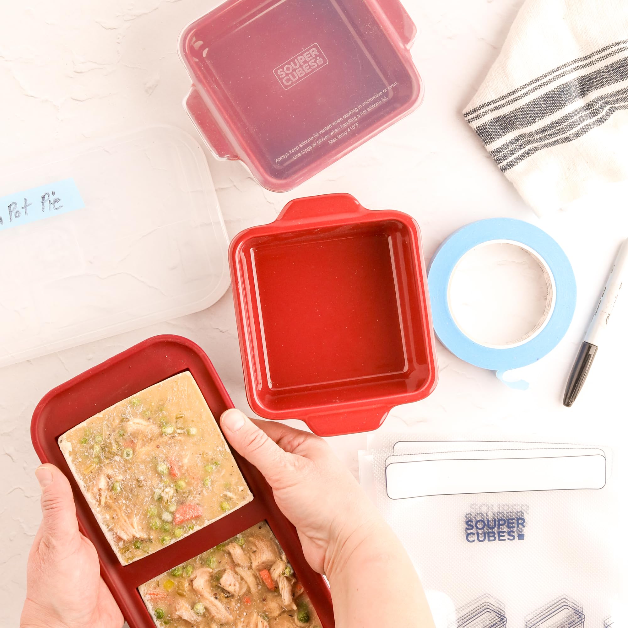 Souper Cubes dessert cuit dans le plat illustrant cuisson et service direct