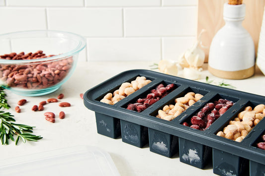 Souper Cubes gros plan sur le silicone montrant durabilité et démoulage facile