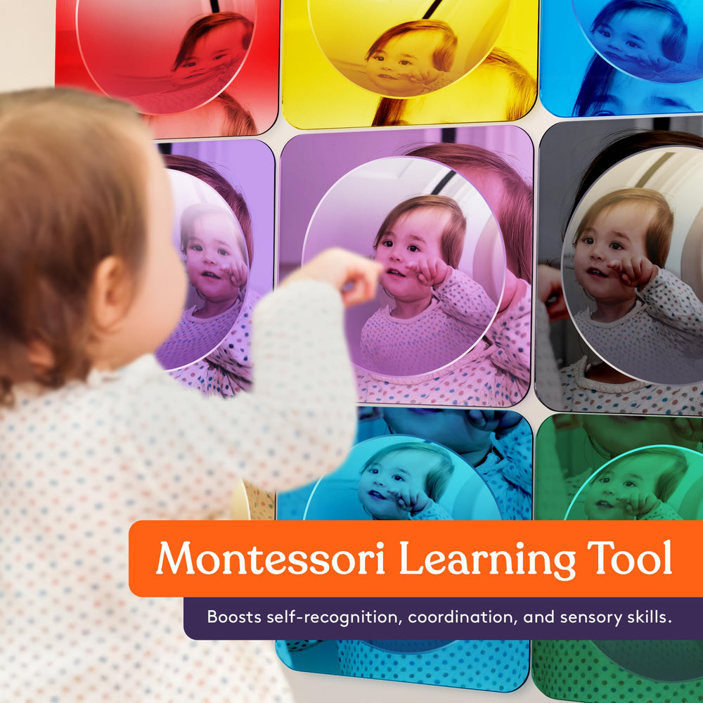 Special Supplies miroir en usage par un enfant, favorise exploration