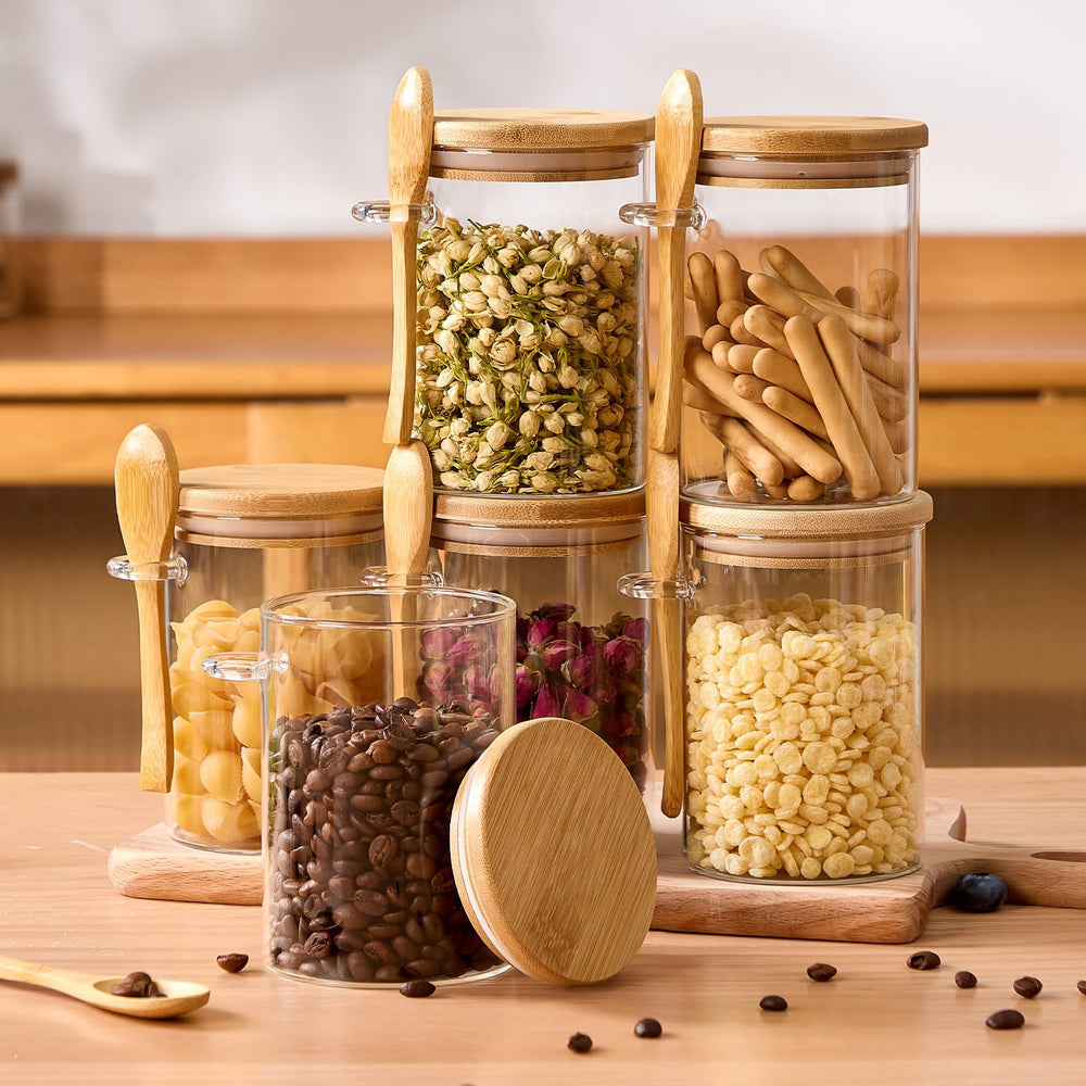 Spreccio bocaux organisant une étagère pantry pour gain de place et visibilité