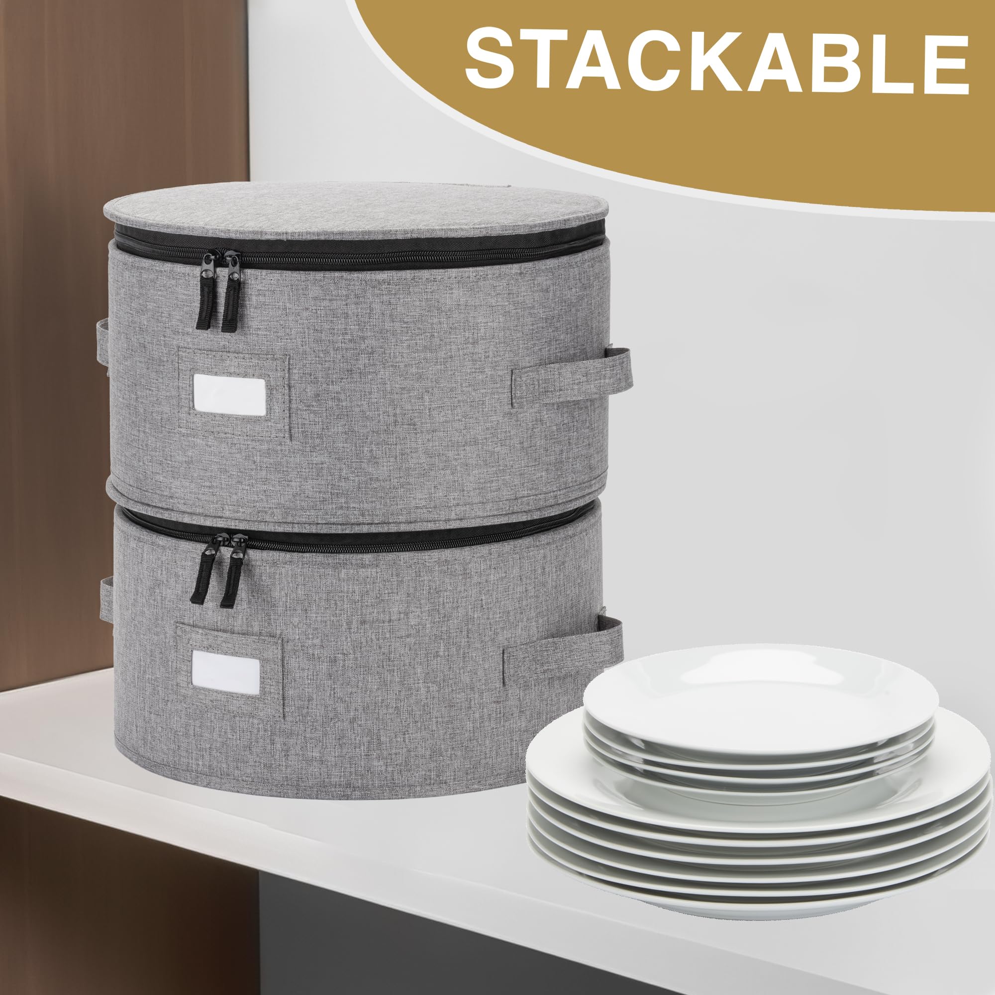 Stack Store Plus More comparaison d'échelle montrant capacité pour 12 assiettes et dimensions compactes