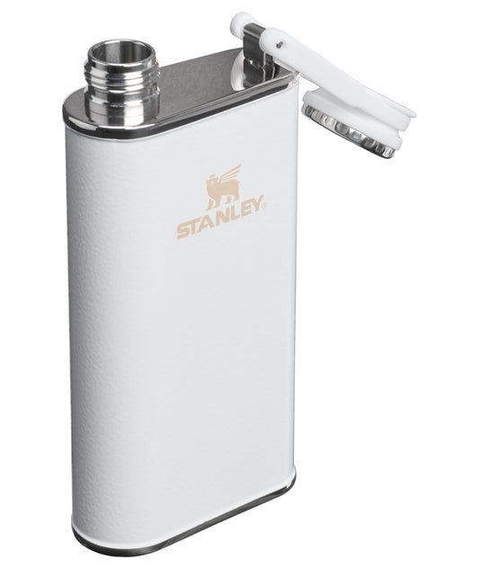 Stanley ouverture large facilitant le remplissage et le versement rapide