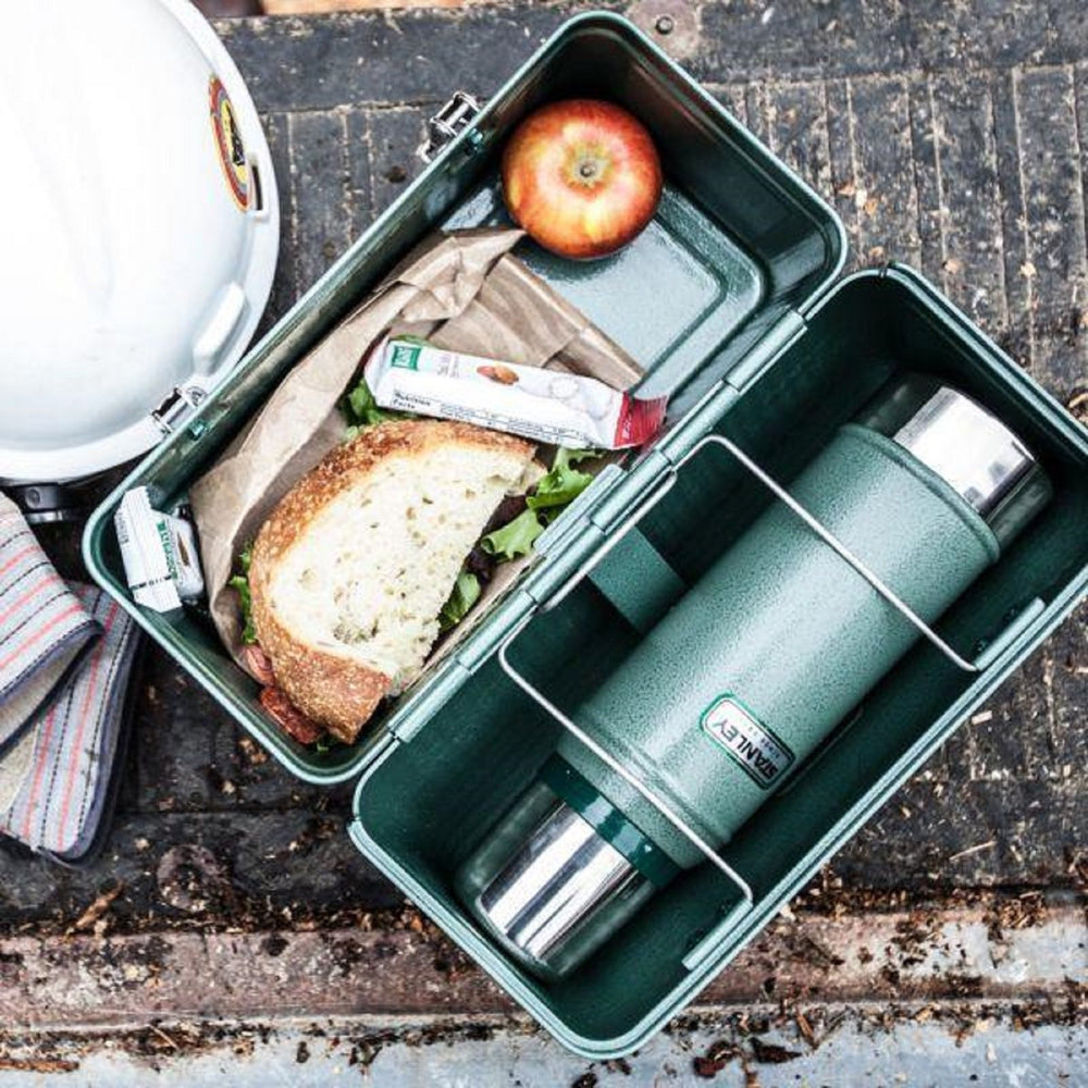 STANLEY boîte garnie démontrant rangement repas et collations pratiques
