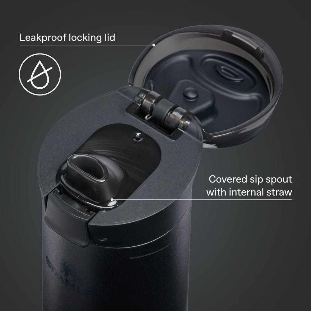 STANLEY Flowstate glissée dans un sac à dos, gain de place pratique