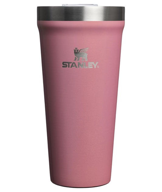 STANLEY gobelet 20 oz vue de face montrant la silhouette robuste et l’utilité quotidienne