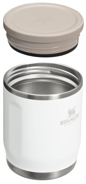 STANLEY gros plan acier inoxydable 18/8 montrant durabilité