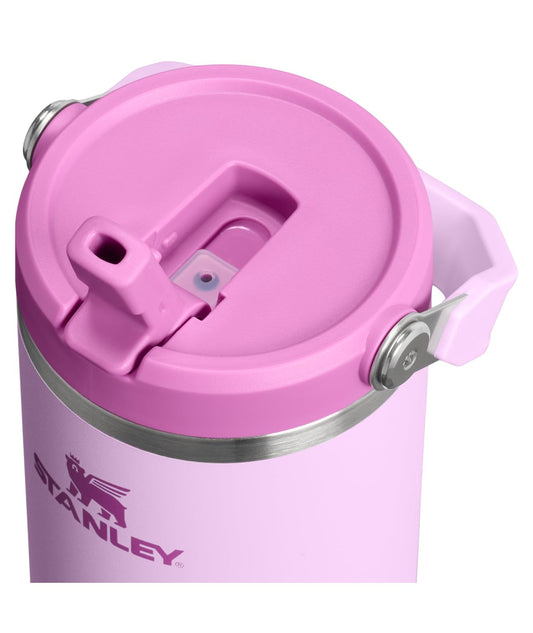 STANLEY IceFlow 2.0 gros plan du couvercle Flip Straw 2.0 pour ouverture rapide